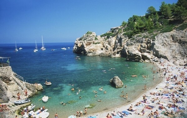 位於西班牙馬洛卡的Es Trenc海灘被譽為是歐洲最美的海灘，同時也是享譽