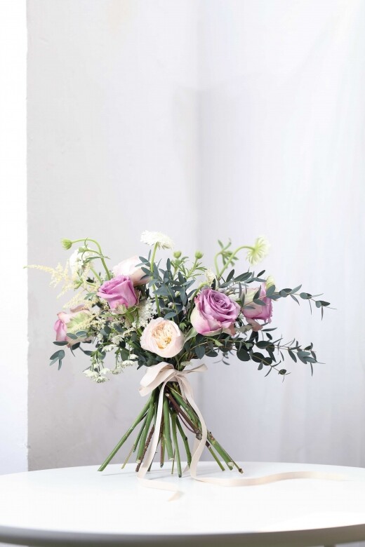 花藝師Lee Ju Yeon: 「花束線條、花材分布和包裝， 令韓式花藝感覺更時尚， 花束重