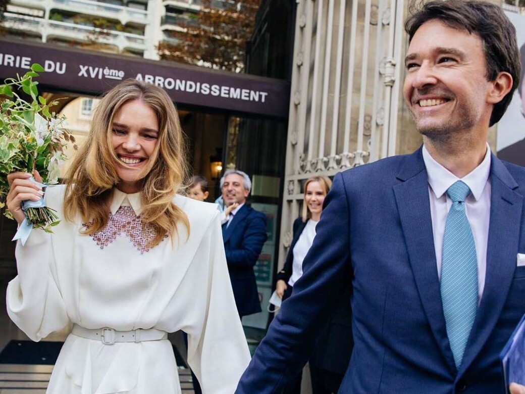 正式成為LVMH太子妃!俄羅斯超模Natalia Vodianova的婚紗出自這個品牌! 正式成為LVMH太子妃!俄羅斯超模Natalia Vodianova的婚紗出自這個品牌!