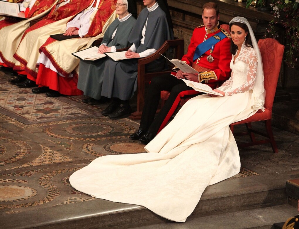 凱特王妃及威廉王子2011年4月29日，凱特王妃與威廉王子結婚，她的婚紗