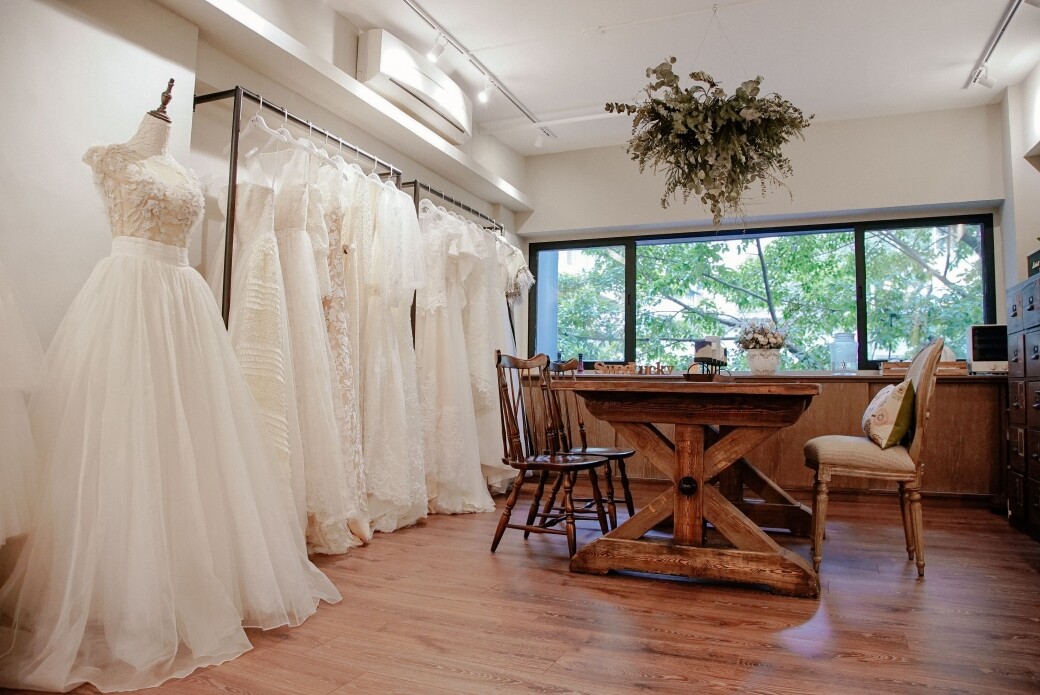 初朵hanah獨家代理的日本婚紗設計師品牌： Mutin Dress設計師是一對夫婦-新家哲