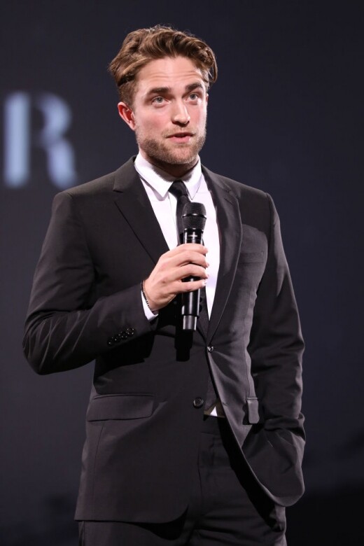 吸血仔Robert Pattinson剛滿33歲，正式成為電影史上第二年輕的「蝙蝠俠」Bruce Wayne，僅次於