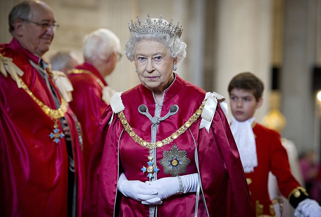 所以，今年夏天文翠珊辭任首相，最傷心的或許是英女王呢，因為她要待新