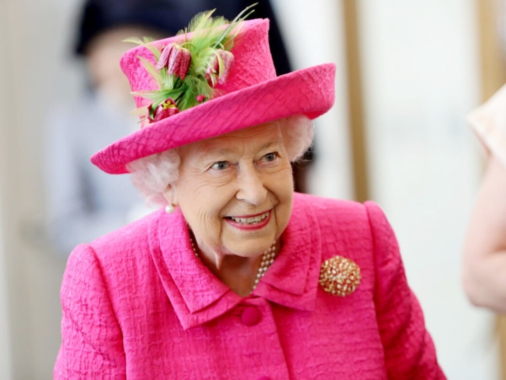 英國王室再開高薪職缺！英女王公開招聘「王室旅行經理」、年薪88萬港幣