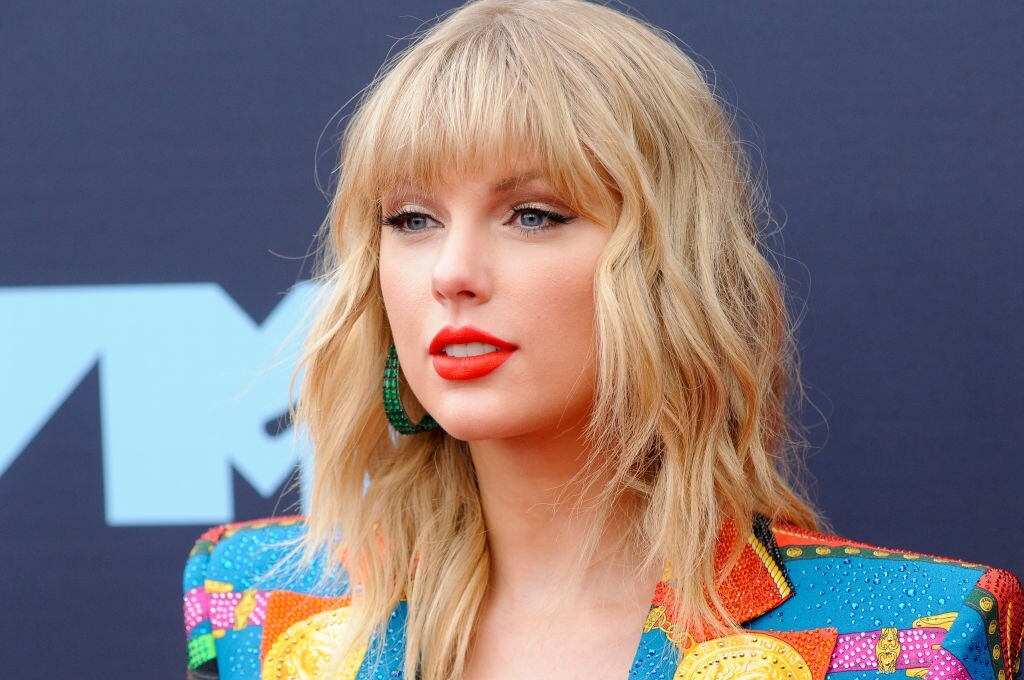 原來Taylor Swift得悉在11月25日舉行的「全美音樂獎」上，自己將會得到「Artist of the decade
