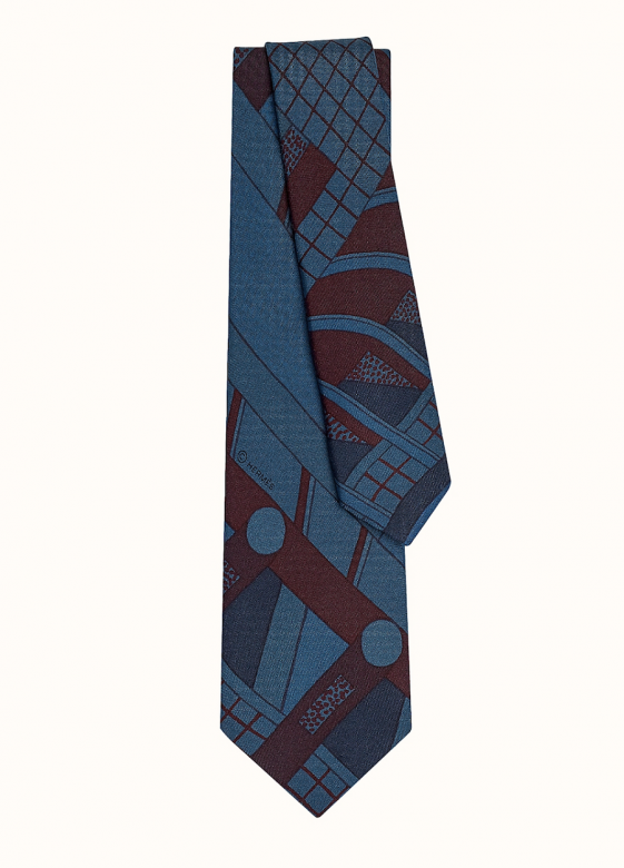 這款手工縫製真絲斜紋領帶以100％真絲製成，由隨機選擇的斜紋圍巾90選