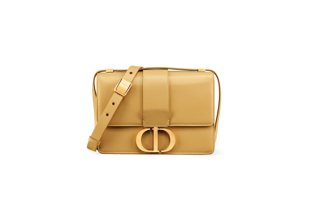 斜揹袋推薦：Dior男裝圓筒斜揹袋。