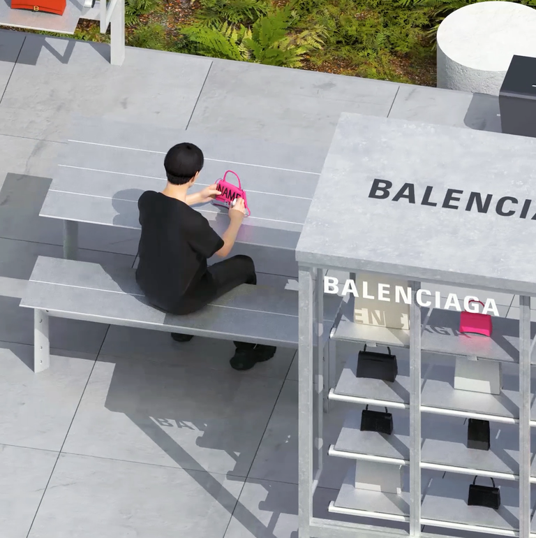 活動期間，將有一位藝術家在Balenciaga專賣店提供客製化服務，於選購的特選包
