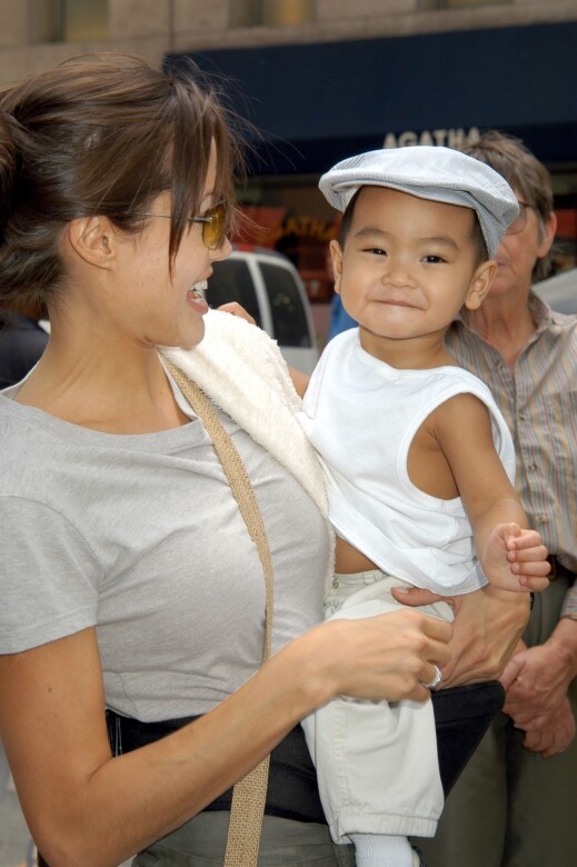 Maddox是2002年Angelina Jolie和前夫Billy Bob Thorton在柬埔寨的孤兒院收養的兒子。轉眼Maddox已經
