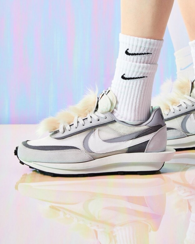 Nike x Sacai LDWaffleNike與日本品牌Sacai 的聯名款總是能讓波鞋控和時尚愛好者追捧，而