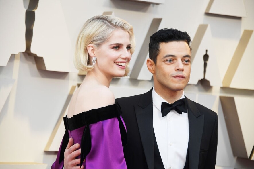 與出爐金像影帝Rami Malek戲假情真!女友Lucy Boynton個性美貌 別樹一幟演繹復古風 與出爐金像影帝Rami Malek戲假情真!女友Lucy Boynton個性美貌 別樹一幟演繹復古風