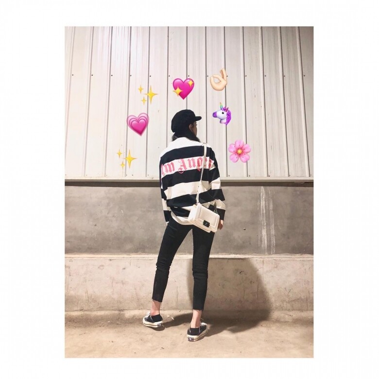 看歐陽娜娜Instagram學私下穿搭：各種手袋來加分雖然娜娜非常鍾愛各種簡約
