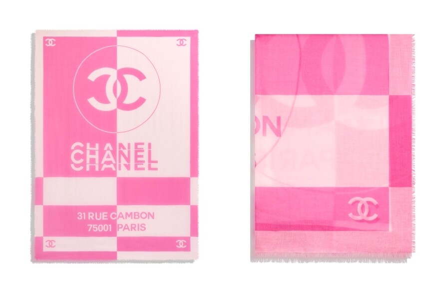 對於粉紅控而言，Chanel的粉紅色掌控玩得出神入化，螢光粉紅與白色交織的