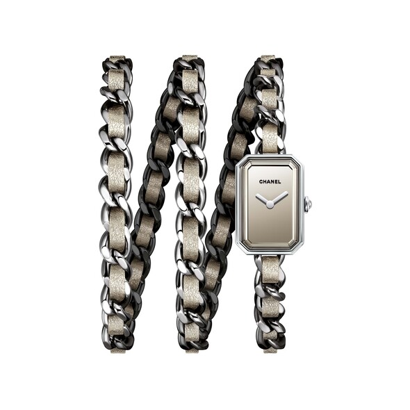 除了雙鏈帶款式，Première Rock手錶亦備有三圈錶鏈設計，銀黑色的精鋼鏈條與