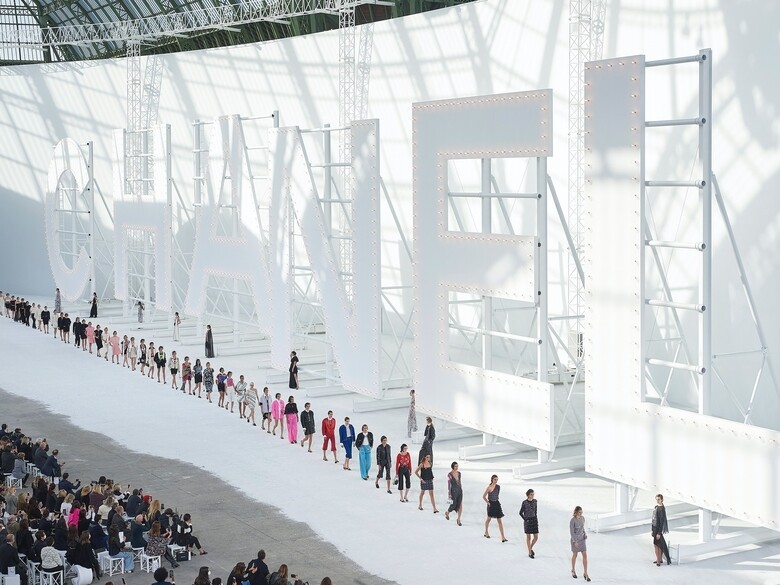 Chanel 2021春夏成衣系列向靈感繆思們致敬