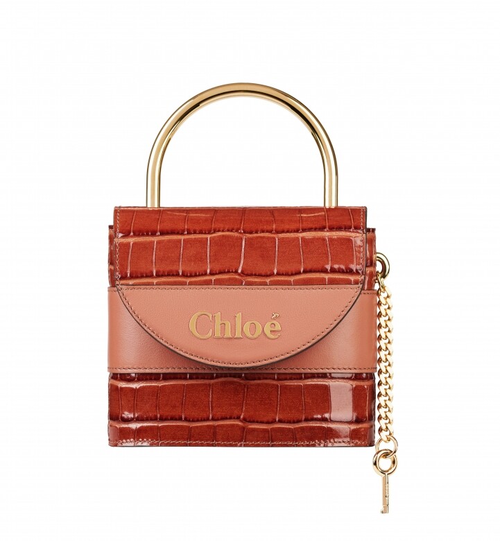 Chloé Aby Lock的橘色同樣是大熱色調，亦成2019年時尚圈最受注目的話題袋款之
