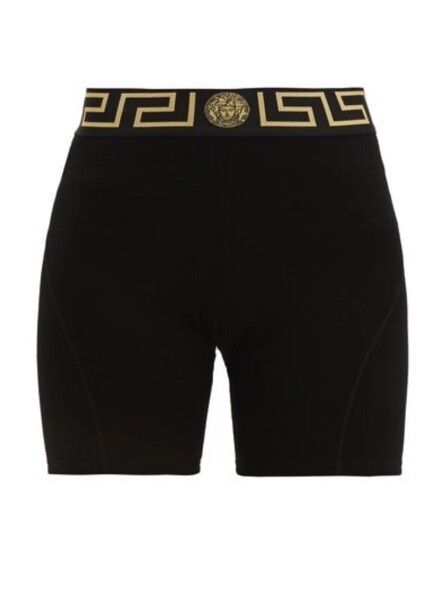 奢侈名牌都有推出單車褲，Versace在黑色單車褲上飾金色標誌性迴紋與Medusa女