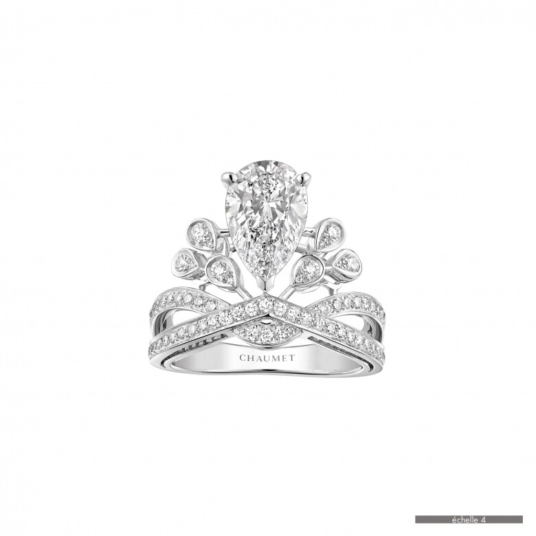 Aigrette Impériale這款高雅出眾的Joséphine Aigrette Impériale單鑽戒指集精緻、雍容、華麗和優雅於