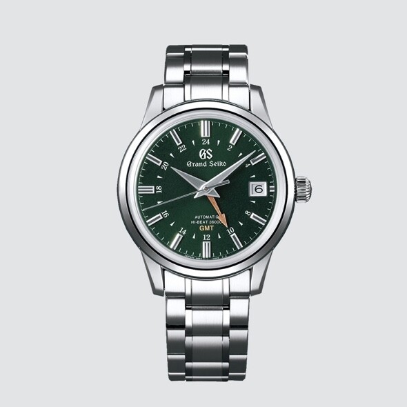 這款Grand Seiko Elegance系列腕錶搭載日期、雙時區及24小時功能，但最吸引的是森林
