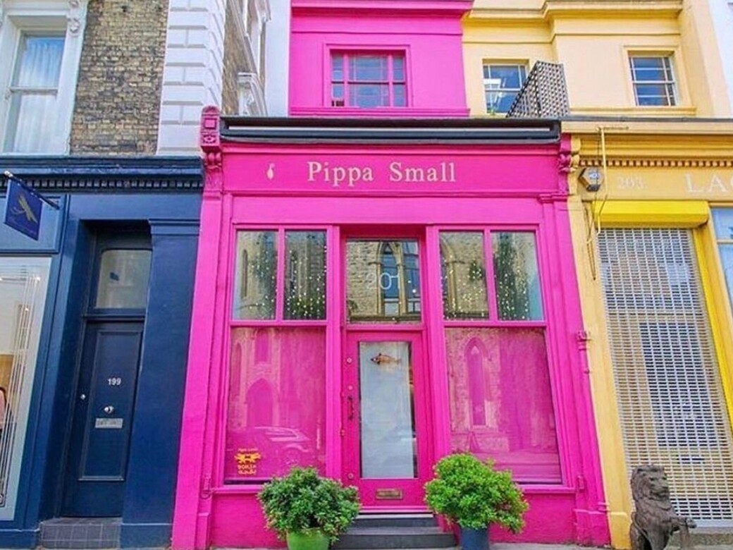 提到梅根最喜愛、最常佩戴的首飾，無疑是來自倫敦的珠寶品牌Pippa Small。品牌