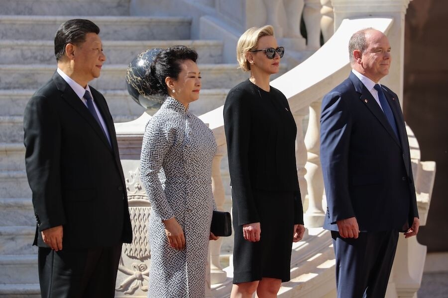 2019年3月﹐國家主席習近平與妻子彭麗媛前往法國里維耶拉，摩納哥親王
