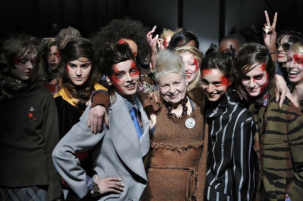 作為環保時裝先鋒，Vivienne Westwood早於2007年停止用皮草，旗下所有品牌系列同步實