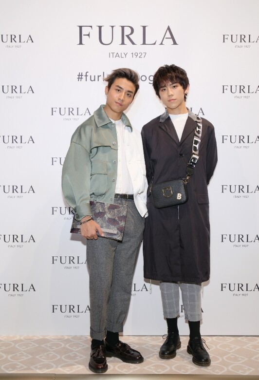 MIRROR成員姜濤及Anson Kong以型格造型襯搭Furla袋款，很具時尚感！