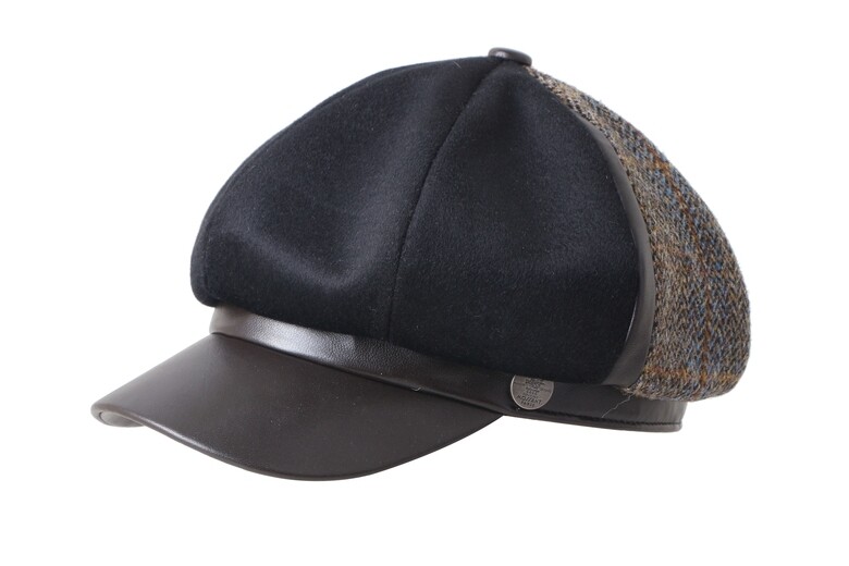 Lane Crawford近日引入了擁有接近兩個世紀歷史的巴黎帽匠品牌Mossant，帽子控有福