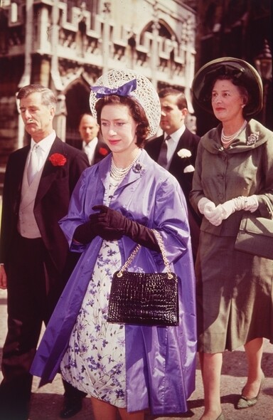 Princess Margaret的彩虹衣櫥比得上英女王，但Princess Margaret偏好柔和色調，例如鵝黃、薰衣草紫