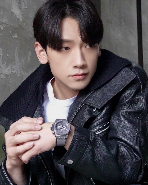 在娛樂圈有不少好評的Rain，深得時裝和珠寶品牌喜歡，最近他戴上Hublot手錶