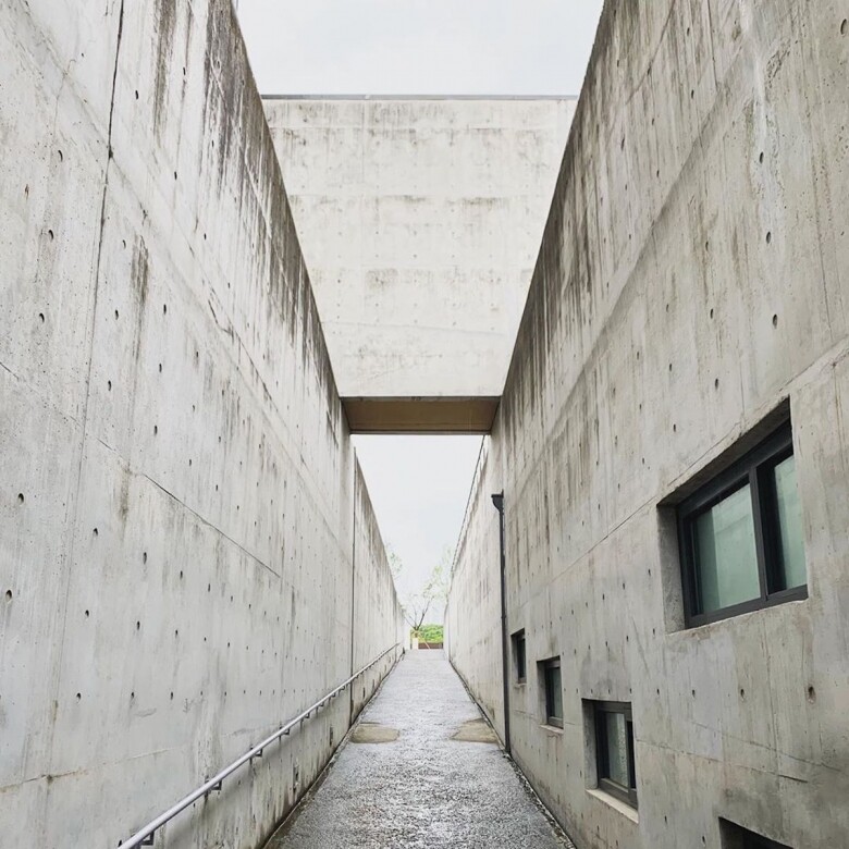 Soma美術館具有清水混凝土建築特色，具建築美學元素。Photo：mkjwa’s IG