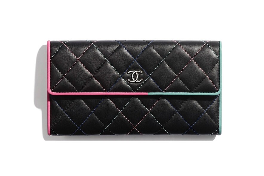 Chanel 黑色彩線Flap Wallet $8,700