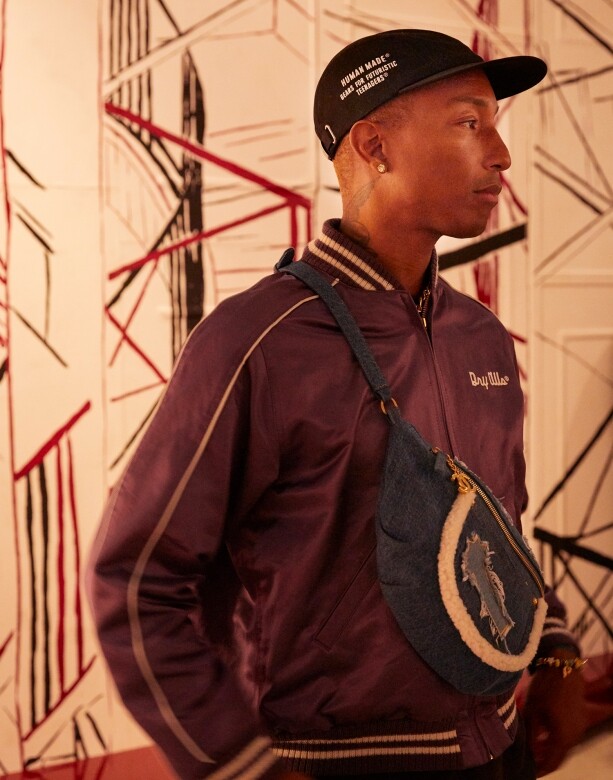 美國著名歌手Pharrell Williams也有參與盛事，更為展覽獻唱。