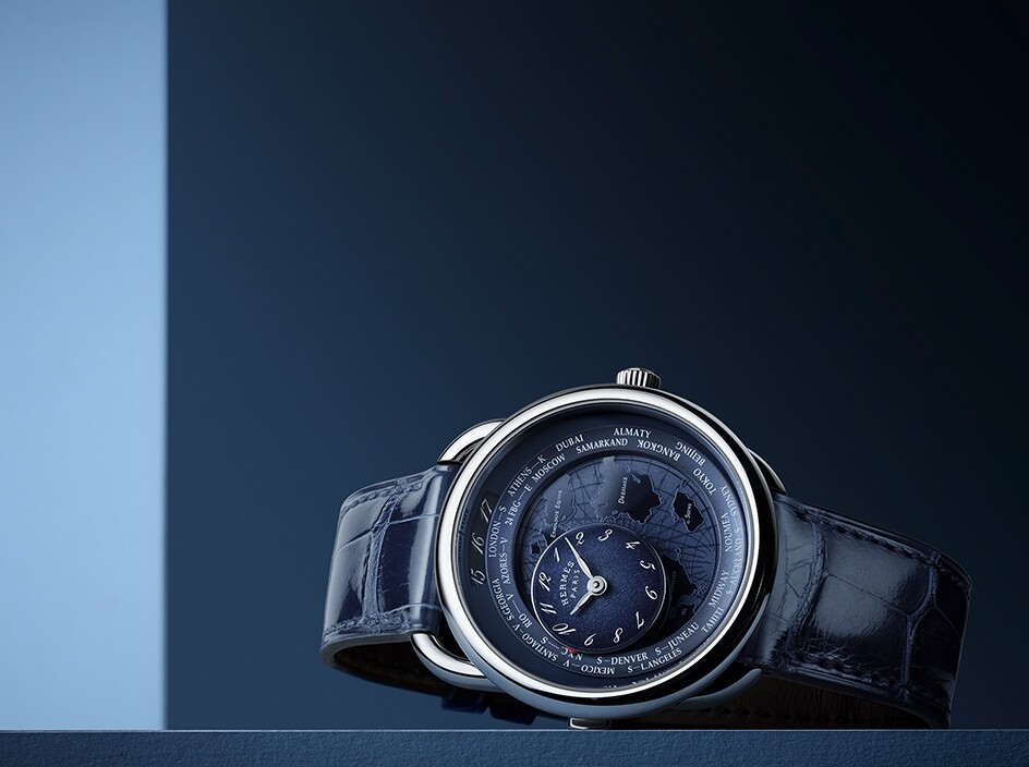 Hermès的經典Arceau手錶展現全新格調，採用鉑金配鈦金屬或精鋼材質只製造