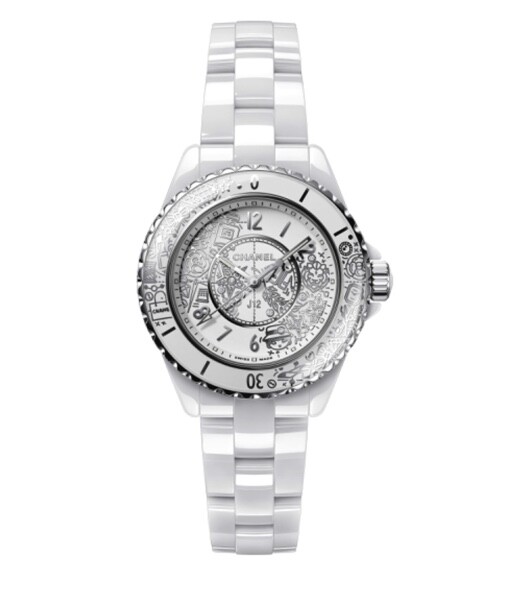 Chanel運動型腕錶J12踏入20周年，推出限量2020枚的J12·20石英錶，在簡約高