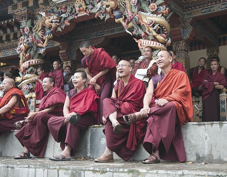 在不丹，用腳趾指向別人被視為無禮