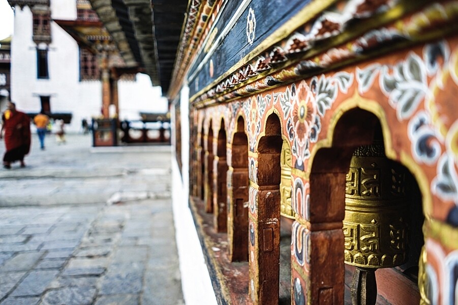不丹政府極力保持國內的文化與傳統