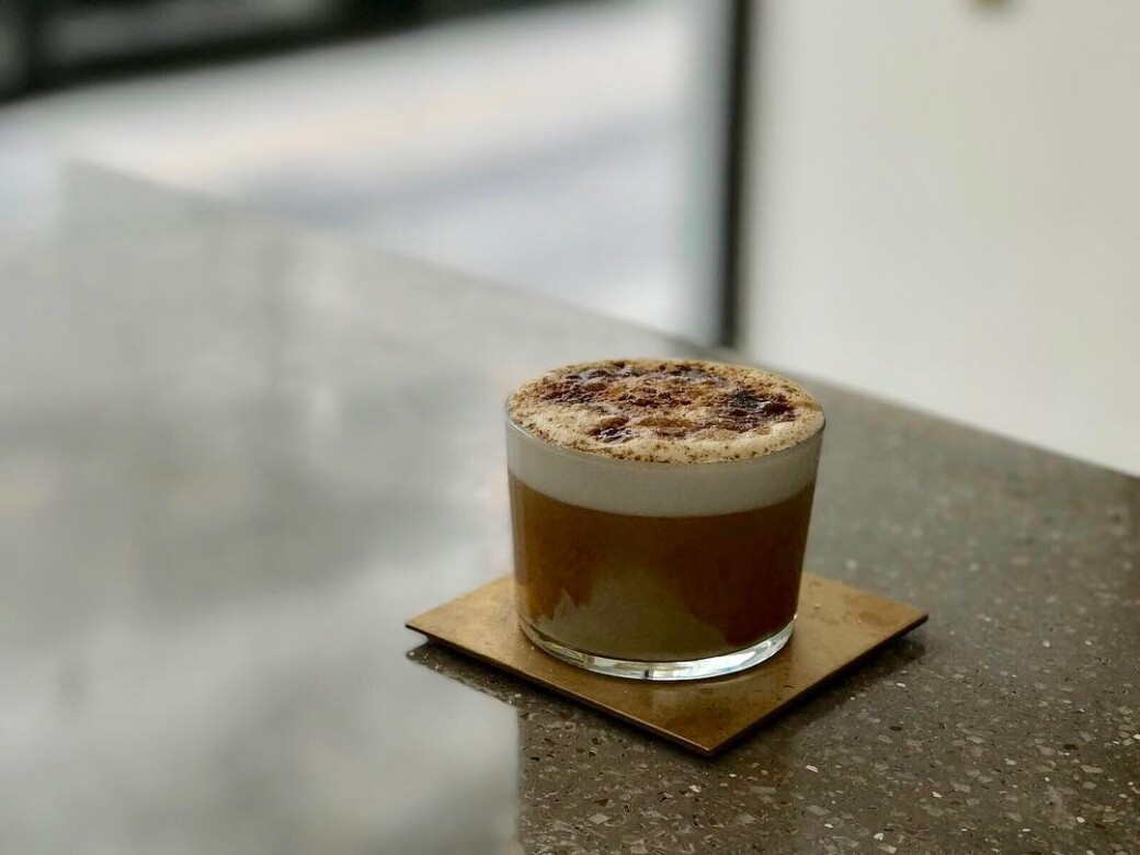 咖啡款式特別，尤其是5款signature：用70度純度可可粉沖的mocha，香濃得似飲一杯