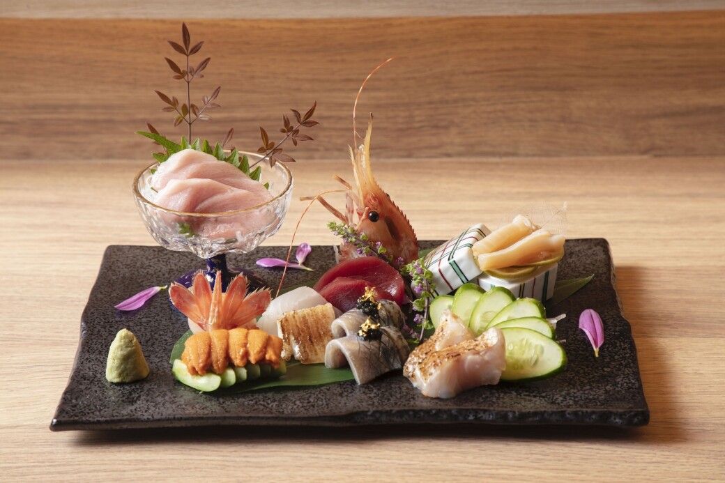 除了和牛，餐廳亦供應多款日本直送魚類及海鮮刺身，午市嘗味餐單囊括