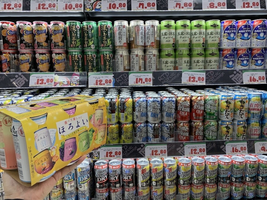 在Donki可以找到日本各式品牌的啤酒，其中以果味系列最讓人期待。
