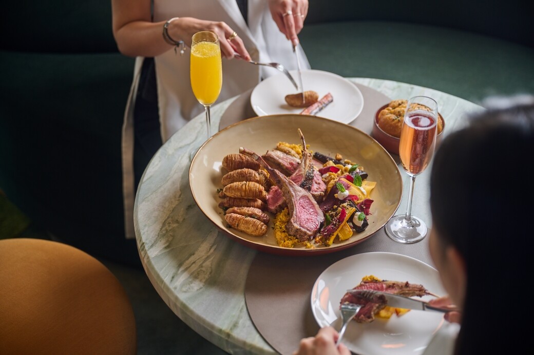 置身 49 樓 Salisterra 亦是復活節Brunch的最佳選擇，復活節週末烤肉套餐（$1,188）包括美