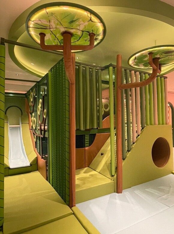 為了讓孩子們投入「寓教於樂」的獨特體驗，玩樂區以香港自然奇觀為設計