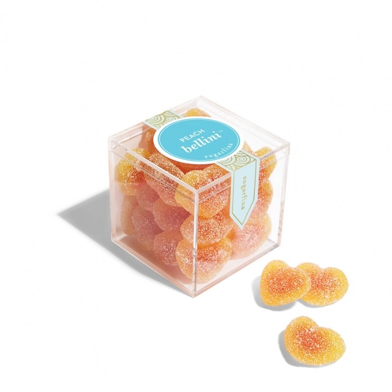 Peach Bellini天然蜜桃軟糖，香甜流心充滿蜜桃馥香，外層灑滿甜酸糖砂，女生都會