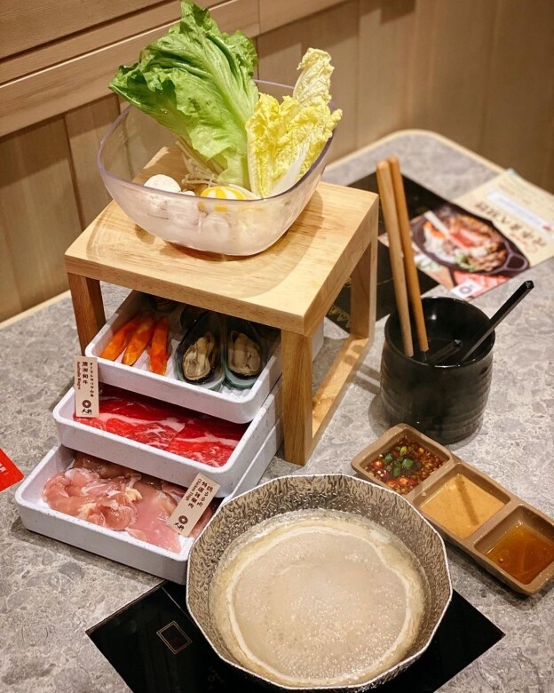喜歡日式一人一鍋的原因，大多是用餐時較為乾淨衛生，而推介的這間大