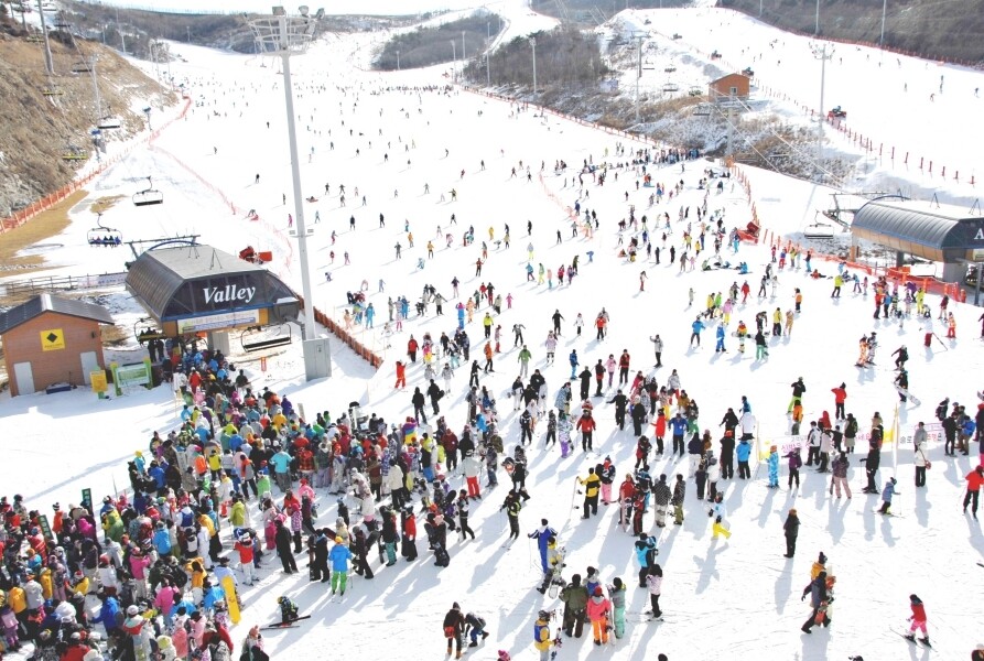 距離釜山車程約90分鐘的伊甸園山谷滑雪渡假村