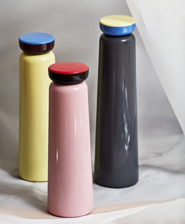 14．著名設計大師 George Sowden 最新為 HAY 設計的保溫瓶 SOWDEN BOTTLE，單看其玩味用色及形