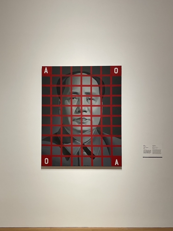 畫家王廣義創作的《毛澤東: 紅色方格二號》，令人產生理性聯想的網格，用意