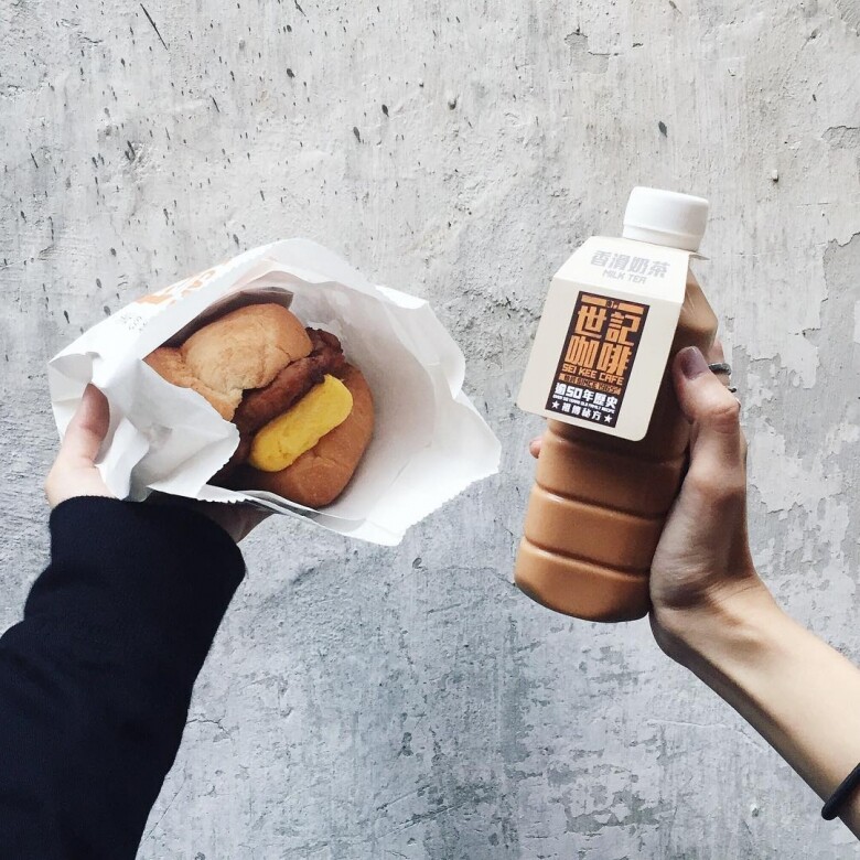 (相片來源：Instagram@tequilashiih)此外，不得不提的是店內的炭燒咖啡及奶茶，因為是用瓦煲