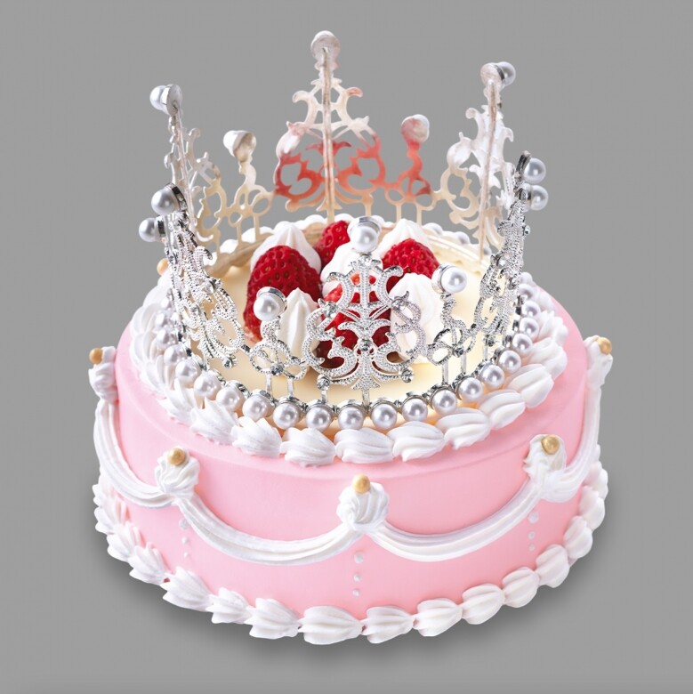 媽媽一向是家中的皇后，所以買一個「皇后」主題的蛋糕，象徵一家人都會捧