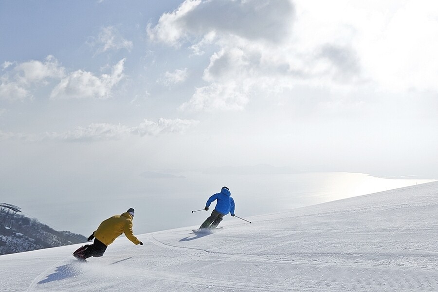 日本京都的琵琶湖VALLEY滑雪場